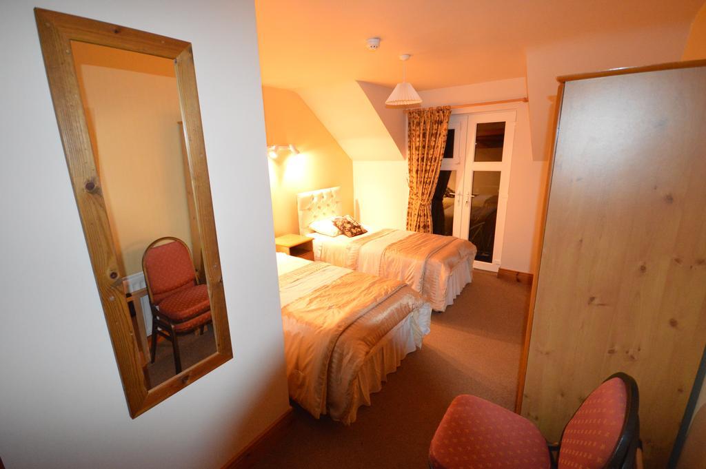 Crockatinney Guest House Баллинтой Номер фото